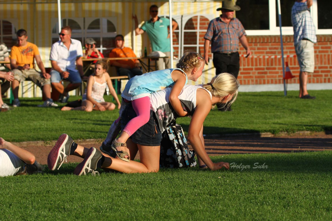 Bild 501 - Vogelschiessen am 18.8.12